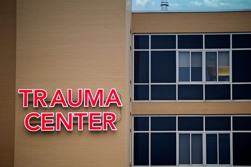 Photo trauma therapy
